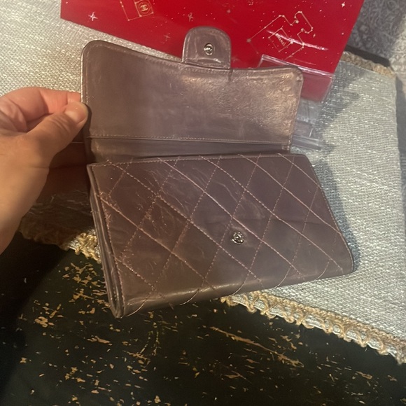Chanel purple and silver irridescent trifold wallet. Serial sticker still Intact - Picture 7 of 7